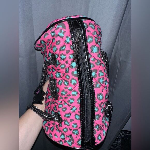 Betseyville Vintage Betsey Johnson Pink Cheetah Quilted Barrel Purse Habdbag - Picture 5 of 12